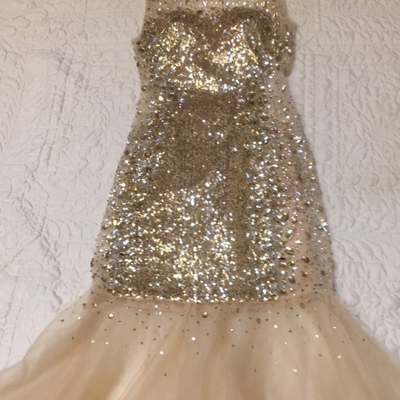 RIVA Designs Sleeveless Illusion Beaded Sequined Open Back Mermaid Prom Dress 2 - Picture 5 of 16